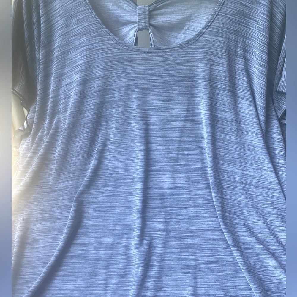 Suzie in the City Grey, Short-sleeved blouse with a keyhole back. 2x